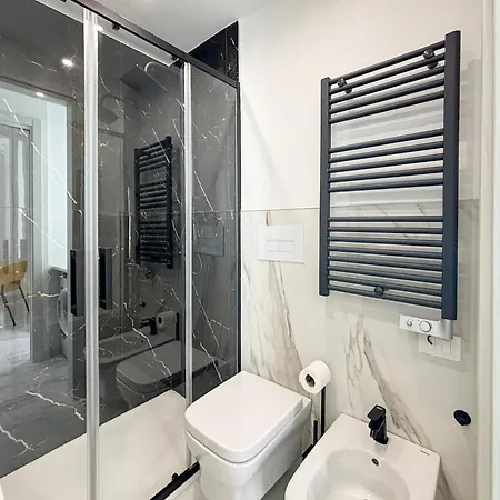 Yuna Rent - Vittorio 50 Pescara