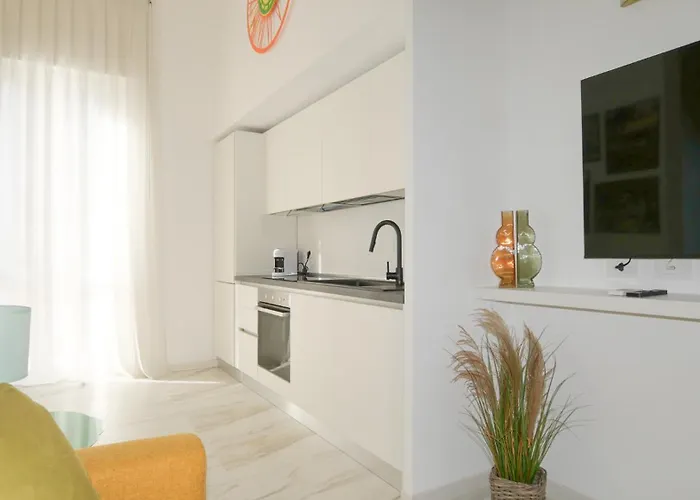 Yuna Rent - Vittorio 50 Apartament