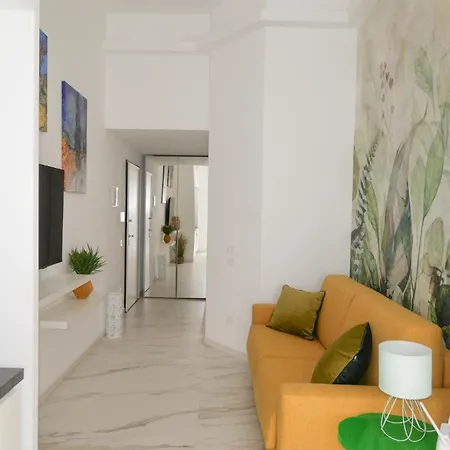 Yuna Rent - Vittorio 50