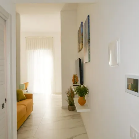 Yuna Rent - Vittorio 50