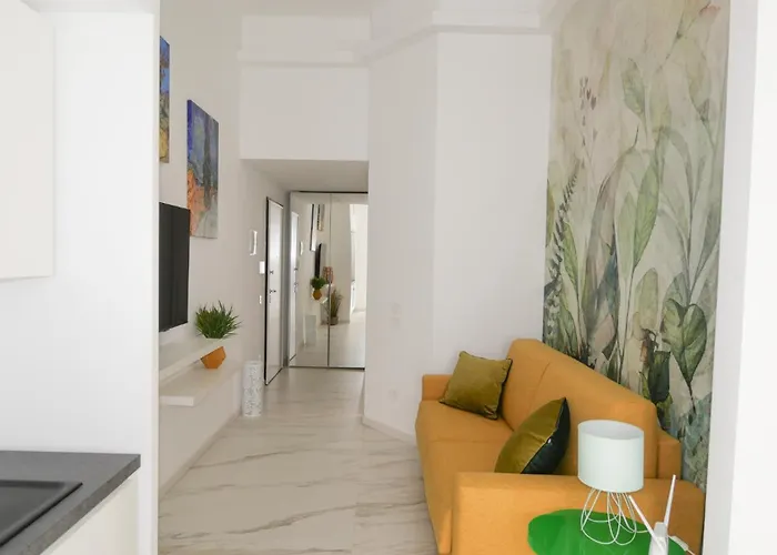 Yuna Rent - Vittorio 50