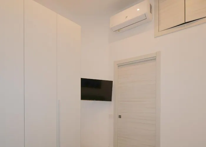 Yuna Rent - Vittorio 50 Apartmán *